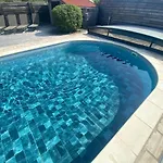 Willa Avec Jardin Et Piscine Privee